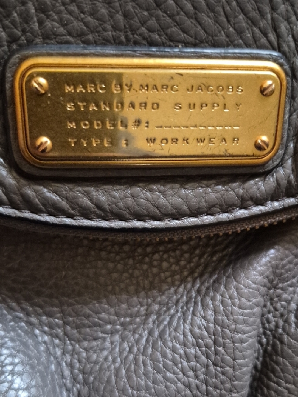 Marc Jacobs Classic Q Natasha Mini Crossbody grey leather - Picture 2 of 7
